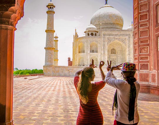 Taj Mahal Honeymoon Tours