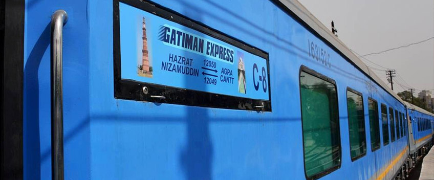 Same Day Taj Mahal Tour by Gatimaan Express Train